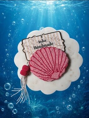 VIRAL BEADED BAG - PINK SEASHELL MINI BAG 2026